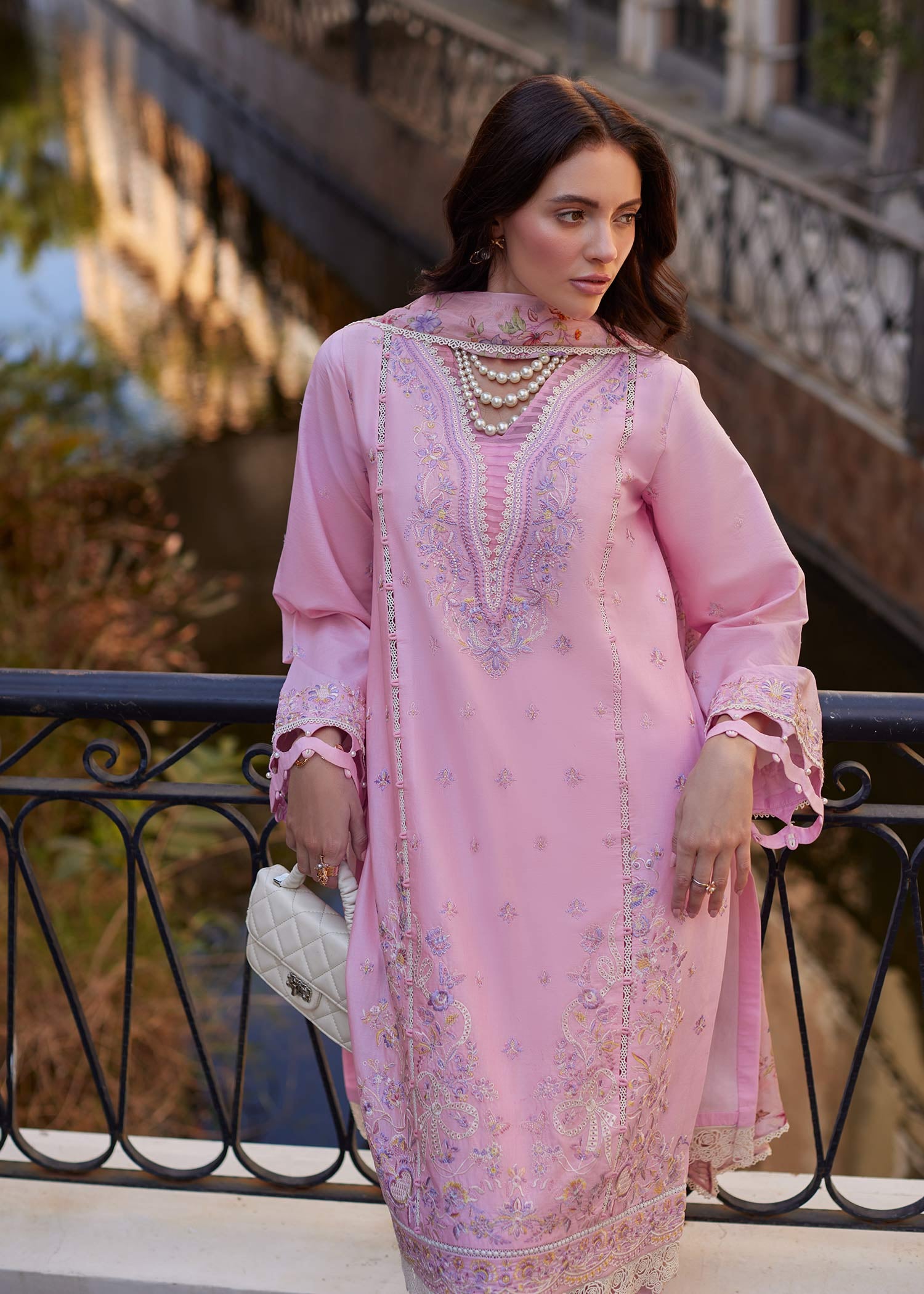 Kanwal Malik - Tiva
