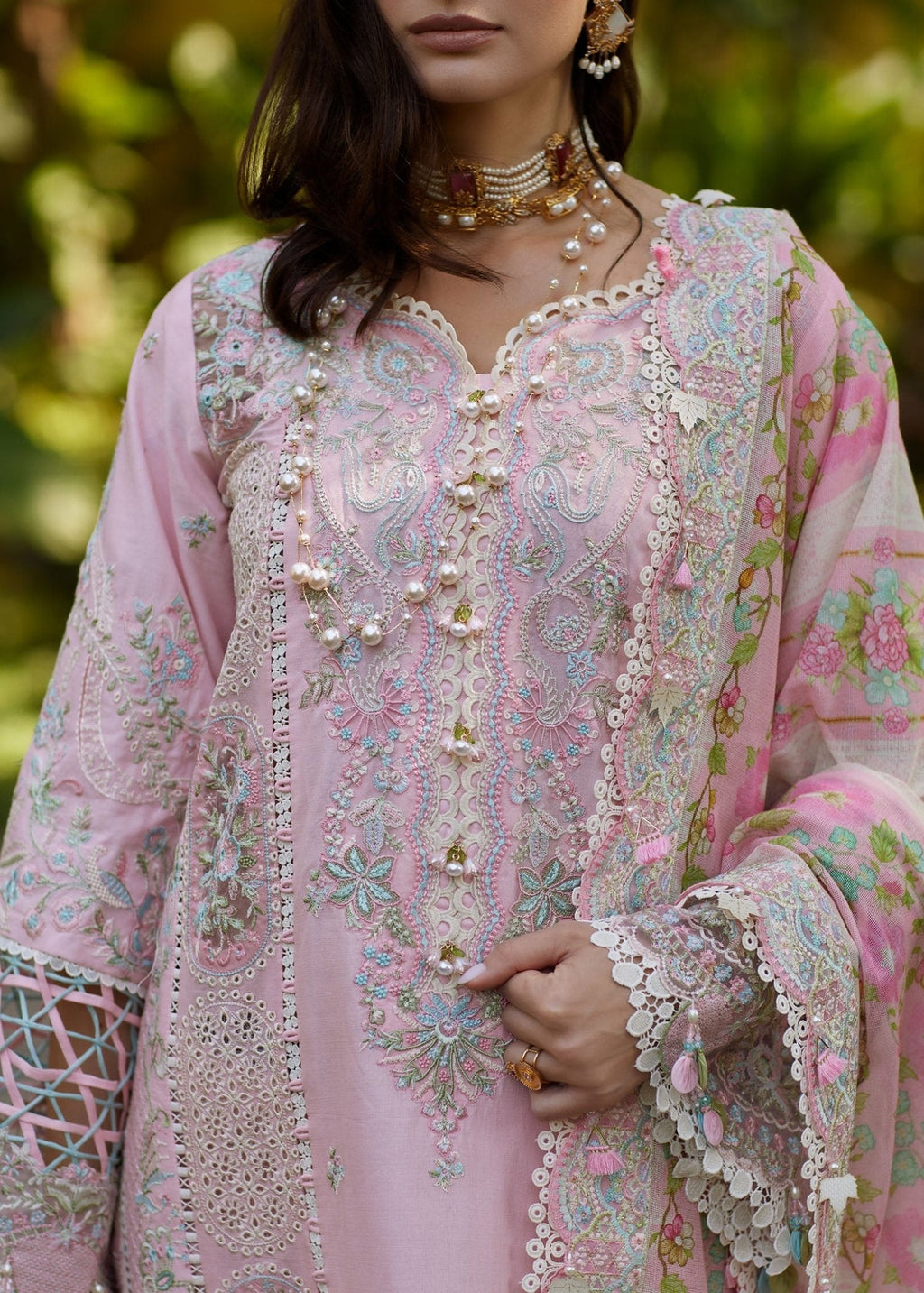 Kanwal Malik - Vivian