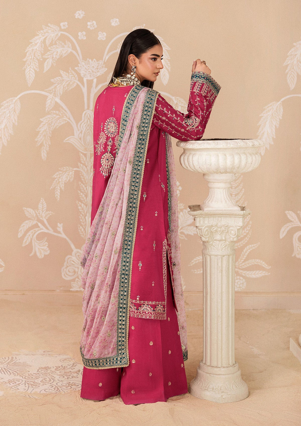 "Detailed shot of the luxury dupatta from the Aik Shaam B2606 ensemble, showcasing fine embroidery sprays and neatly finished border trims."
