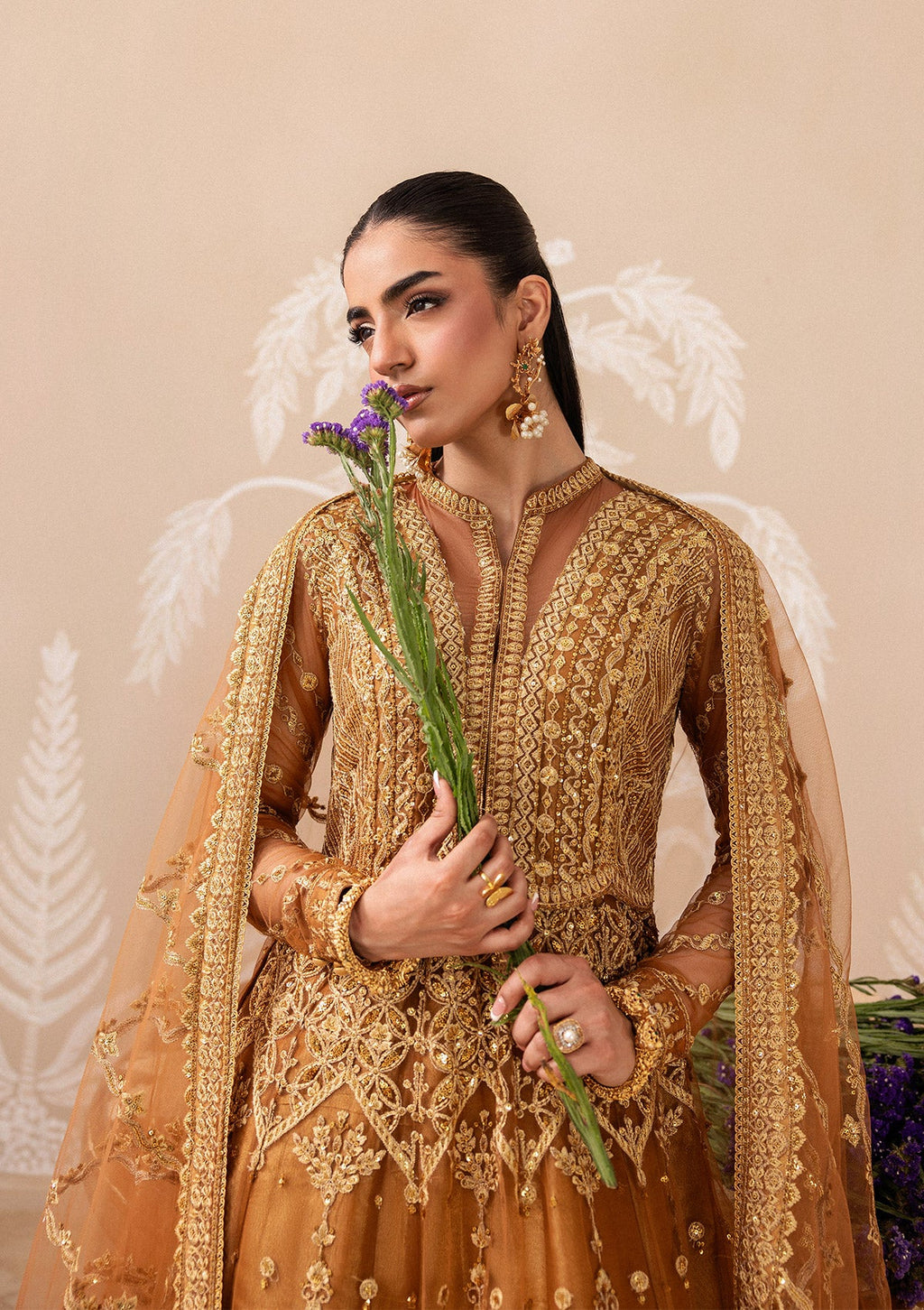 "Detailed shot of the luxury dupatta from the Aik Shaam B2603 ensemble, showcasing fine embroidery sprays and neatly finished border trims."